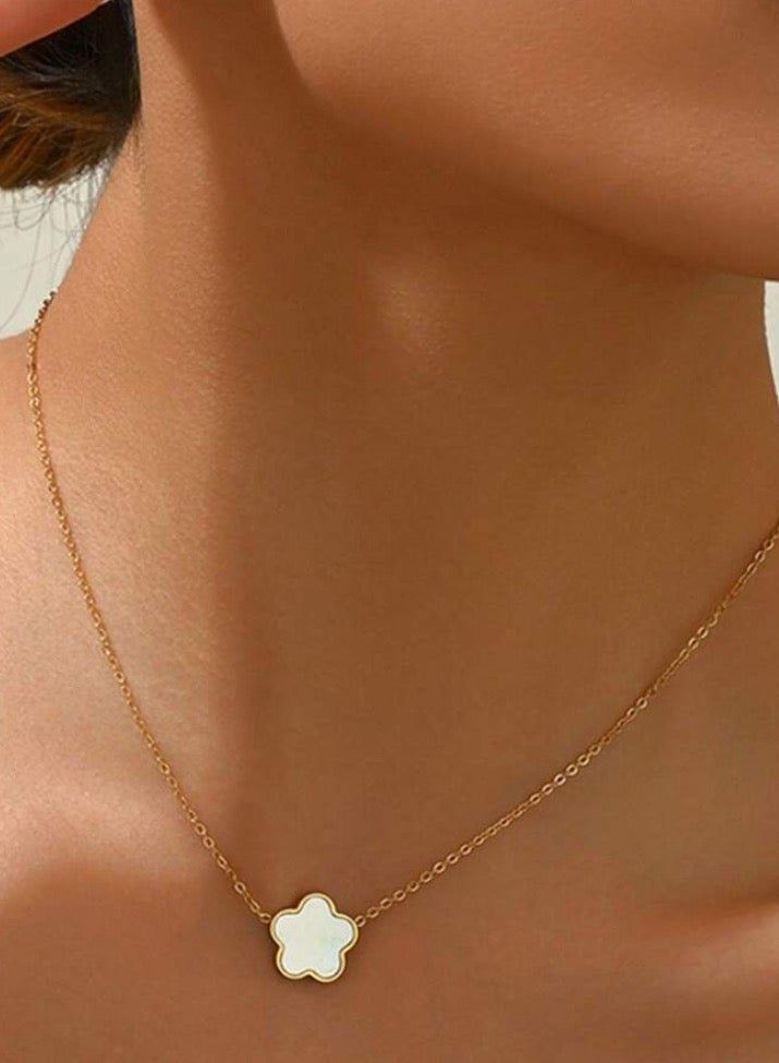 إيكوال سلسال نسائي أنيق مصنوع من الاستانلس ستيل مطلي باللون الذهبي - Image 2