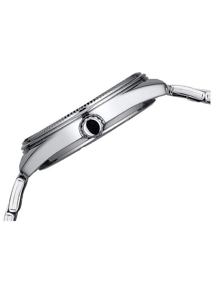 Casio Stainless Steel Men's Watch Green Dial, Silver Band - MTP-1302PD-3AVDF - Image 2