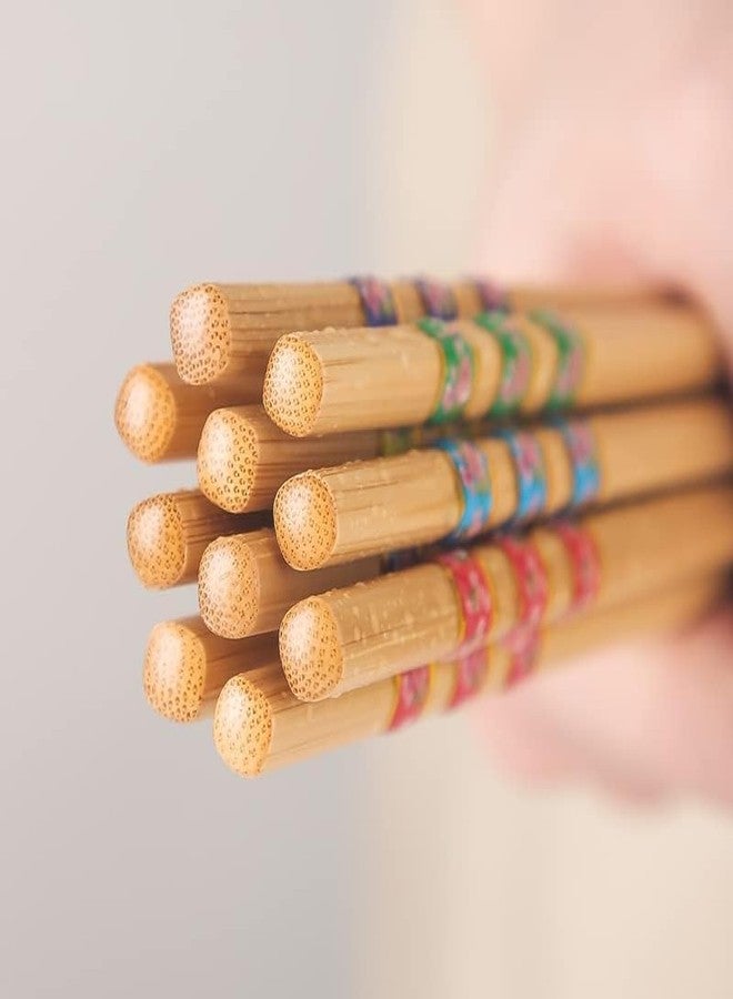 Iktu 5 Pairs Reusable Chopsticks Set - Natural Bamboo Japanese Chopsticks, Lightweight Easy to Use Chop Sticks for Sushi, Noodles and Other Asian Food - Image 4