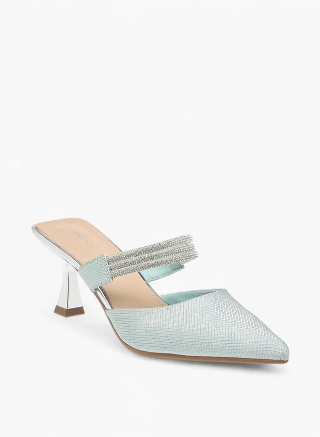 فلورا بيلا من شو إكسبرس صنادل نسائية مزينة بكعب مدبب وكعب مائل