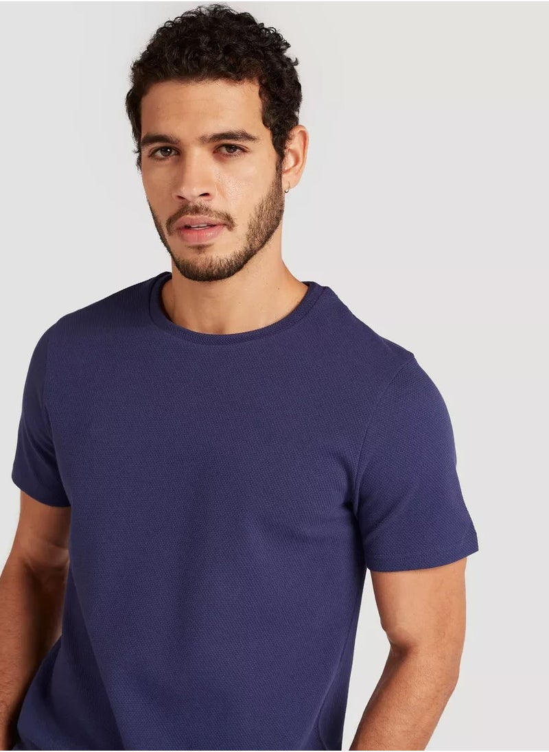 Iconic - Essential Crew Neck T-Shirt - Image 1