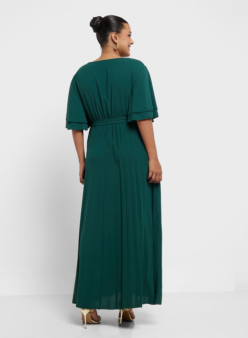 Ella Plus Pleated Green Maxi Dress - Image 2