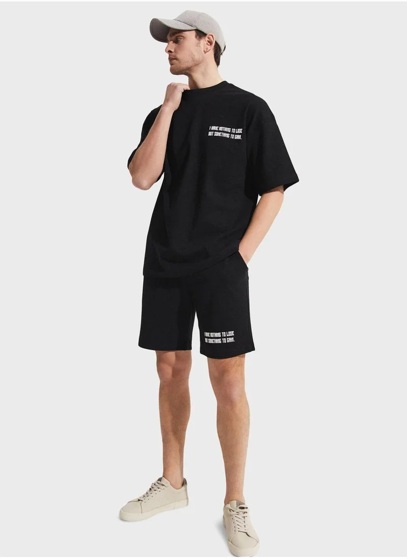 JUNE June Men Printed Short Black
