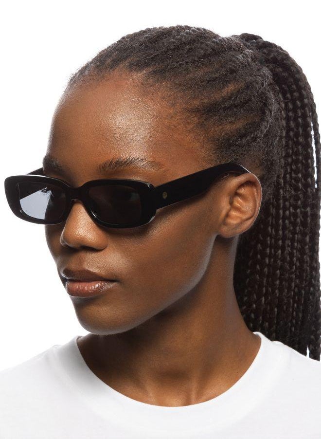 Solarized SLIM Y2K Luxury Sunglasses for Men & Women – High Quality Designer Eyewear, UV Protection, Stylish Frames, Timeless Elegance, and Fashionable Eye Shades  - Image 4