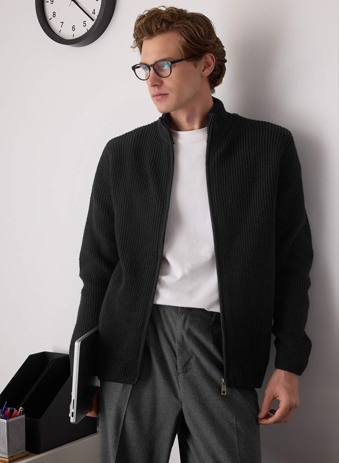 trendyol Black Regular Mock Neck Straight Zippered Cardigan - Image 1