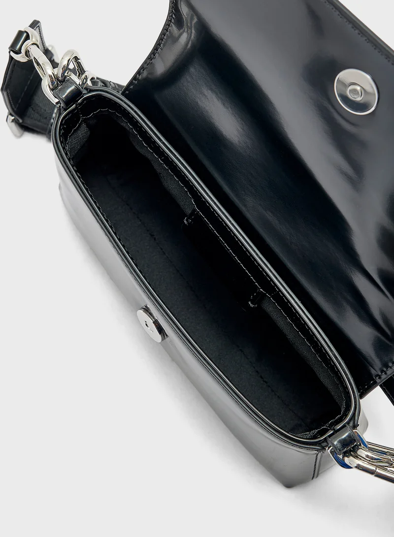 CALVIN KLEIN Must Double Strap Detailed  Crossbody