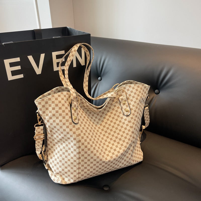 2023 New Large-Capacity Casual Simple Commuter Tote Bag Elegant Fashion Women'S Bag Chessboard Plaid Shoulder Messenger Bag - Image 1