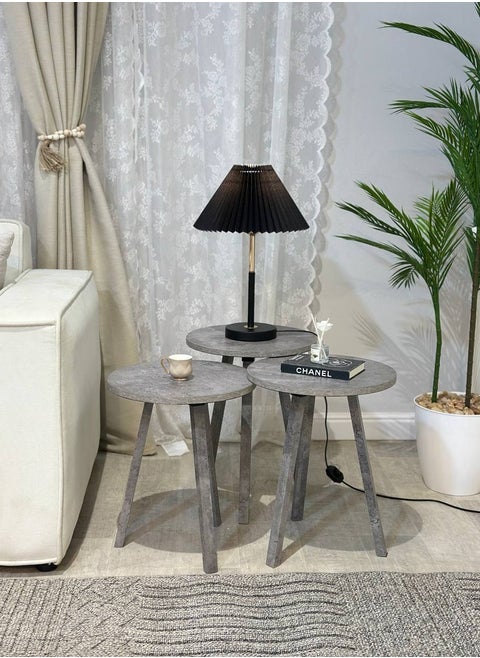 Coffee table set consisting of 3 pieces: the large table 51 * 38 cm, the middle table 47 * 38 cm, and the small table 44 * 38 cm.