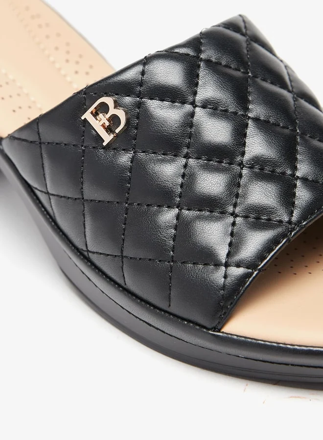 فلورا بيلا من شو إكسبرس Womens Quilted Block Heels Slip-On Sandals