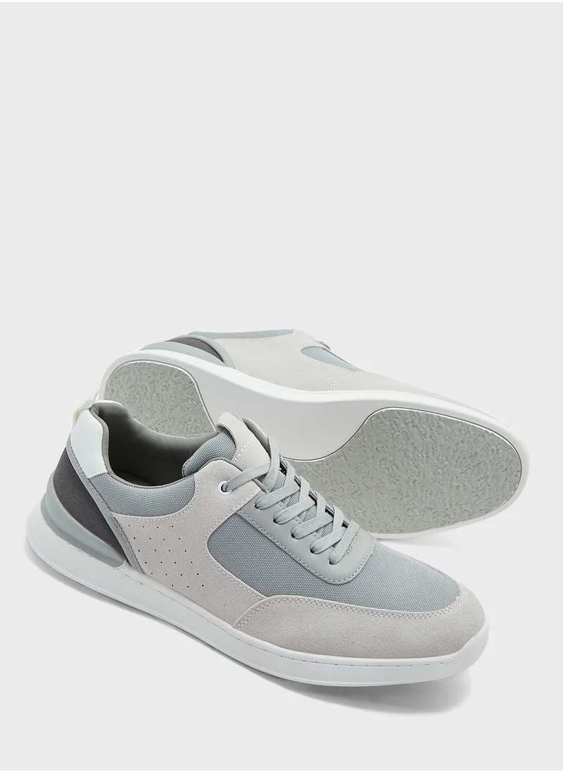 روبرت وود Retro Sneakers
