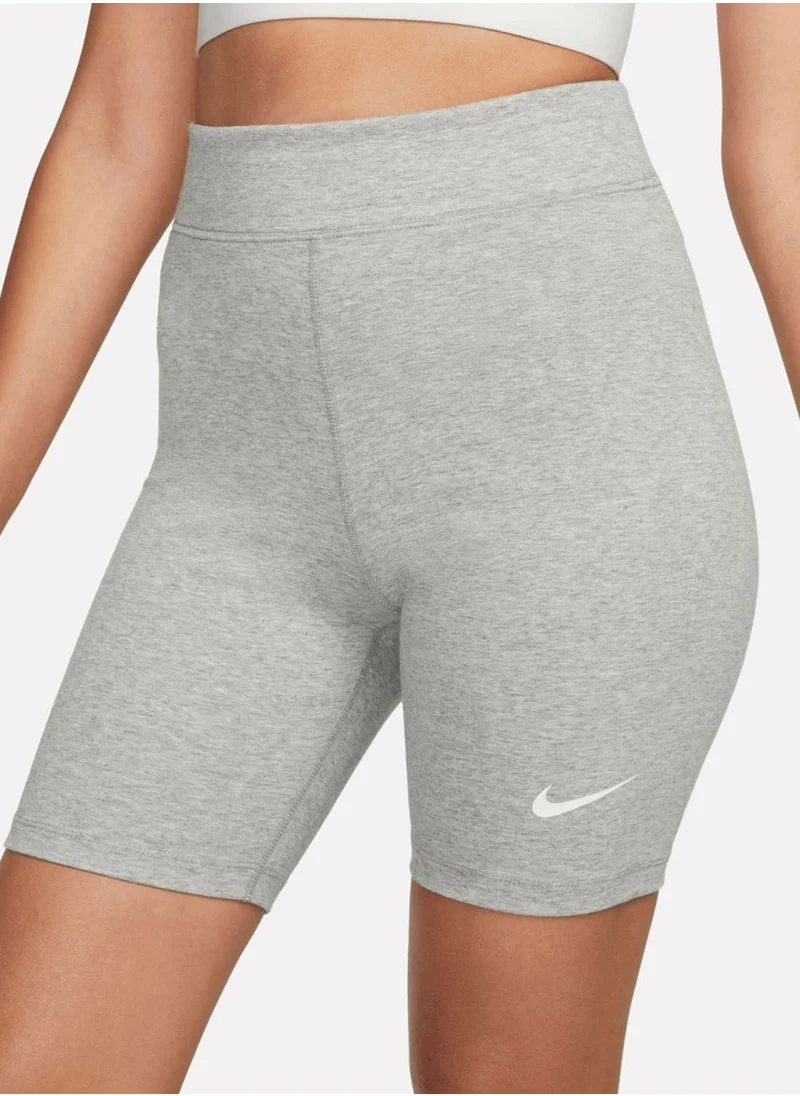 Nike Classic High-Rise 8' Shorts