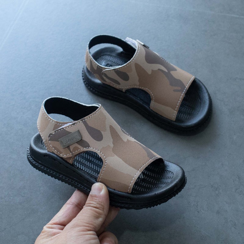 Latest fashion boys and girls children's summer sandals with soft soles and anti slip beach shoes - Image 2