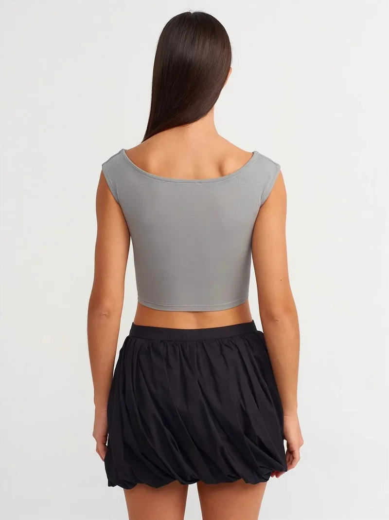 ديلفين Dilvin Women's Sleeveless Crop Boat Neck T-Shirt