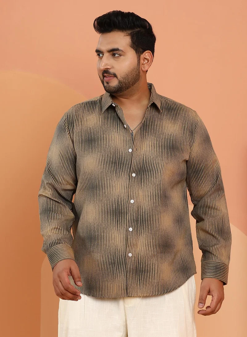 انستافاب بلس قميص رجالي مقاس كبير بيج وأخضر بنقوش معينات متدرجة للملابس الكاجوال بياقة عريضة وأكمام طويلة بأزرار