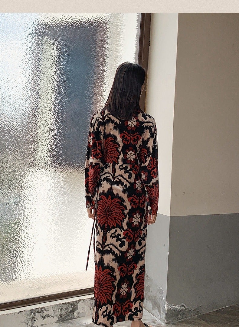 Tie Up Long Sleeved Sleeping Bathrobe Can Be Used As A Wedding Morning Gown Or Home Outfit  - Image 4