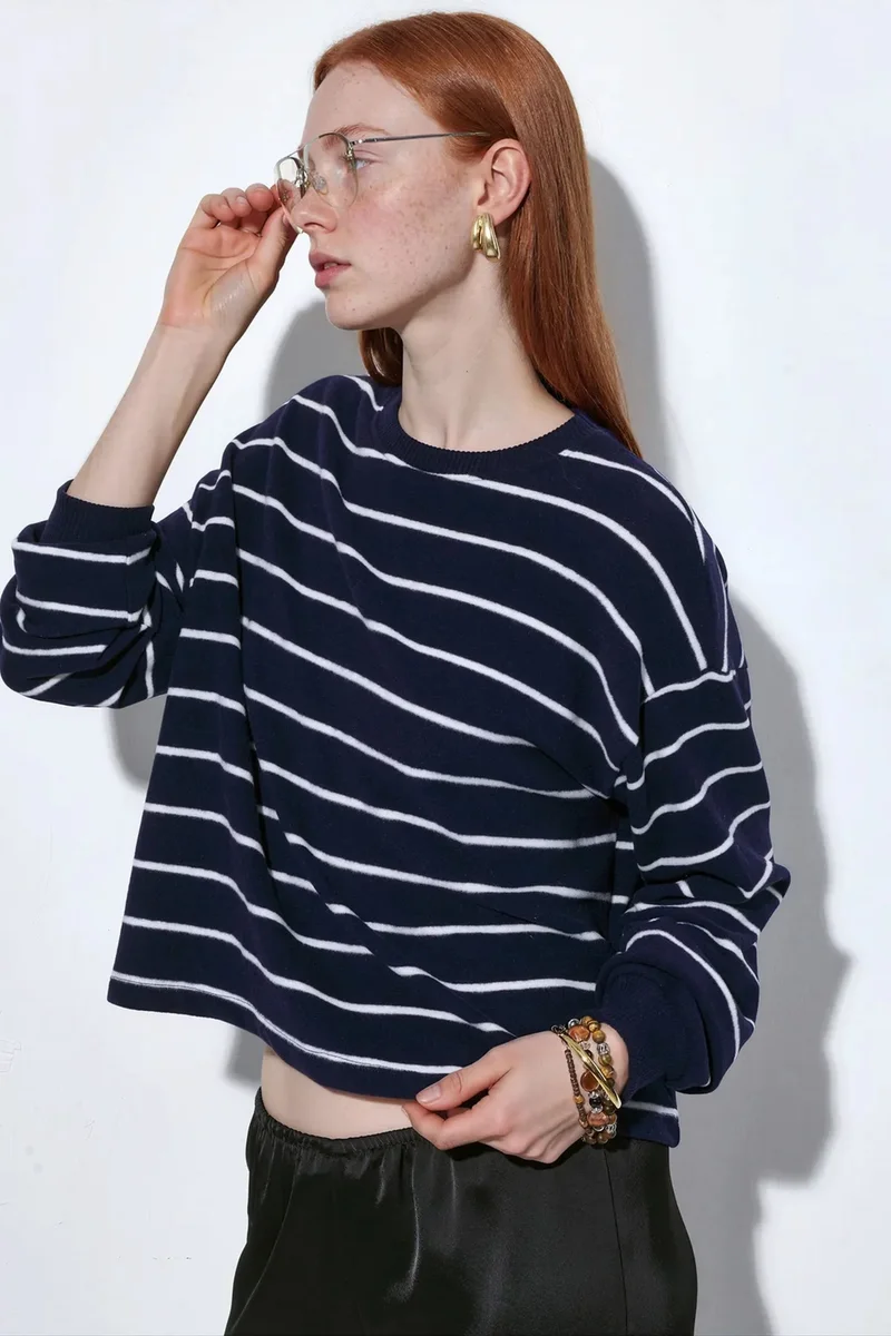 بوسيم BUSEM Striped Ribbed Crew Neck Sweater