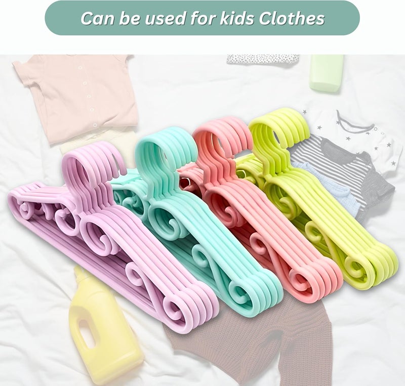 إي سي في في مجموعة 12 قطعة من علاقات ملابس بلاستيكية متينة للأطفال | علاقات متينة وسميكة موفرة للمساحة مع خطافات لملابس الأطفال من قمصان وبناطيل وفساتين | علاقات ملابس للأطفال والرضع | لون عشوائي - Image 5