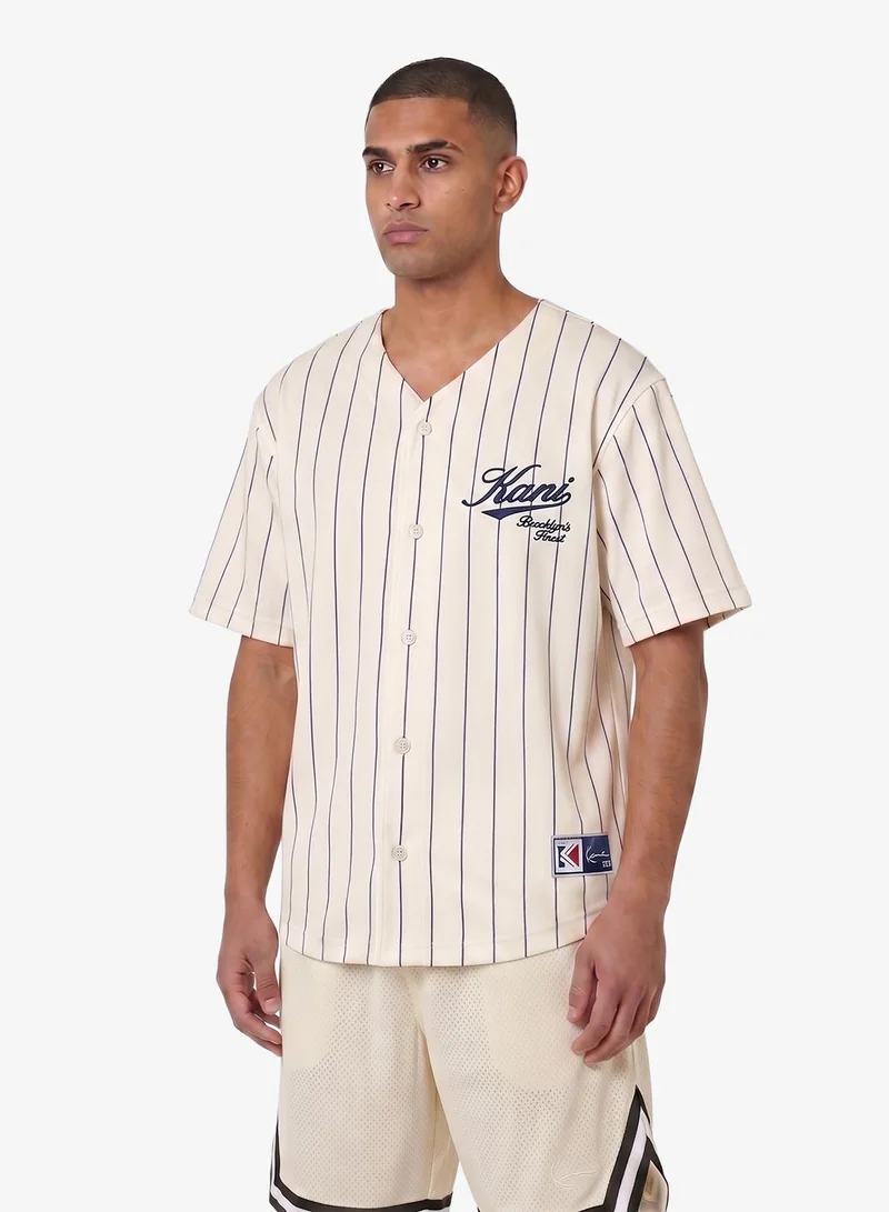 كارل كاني قميص بيسبول قصير بخطوط رفيعة بأسلوب الكورسيف