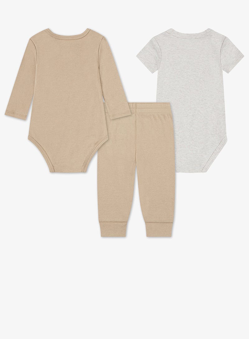 Nike Kids Cherry Aop Tempo Shorts - Image 2