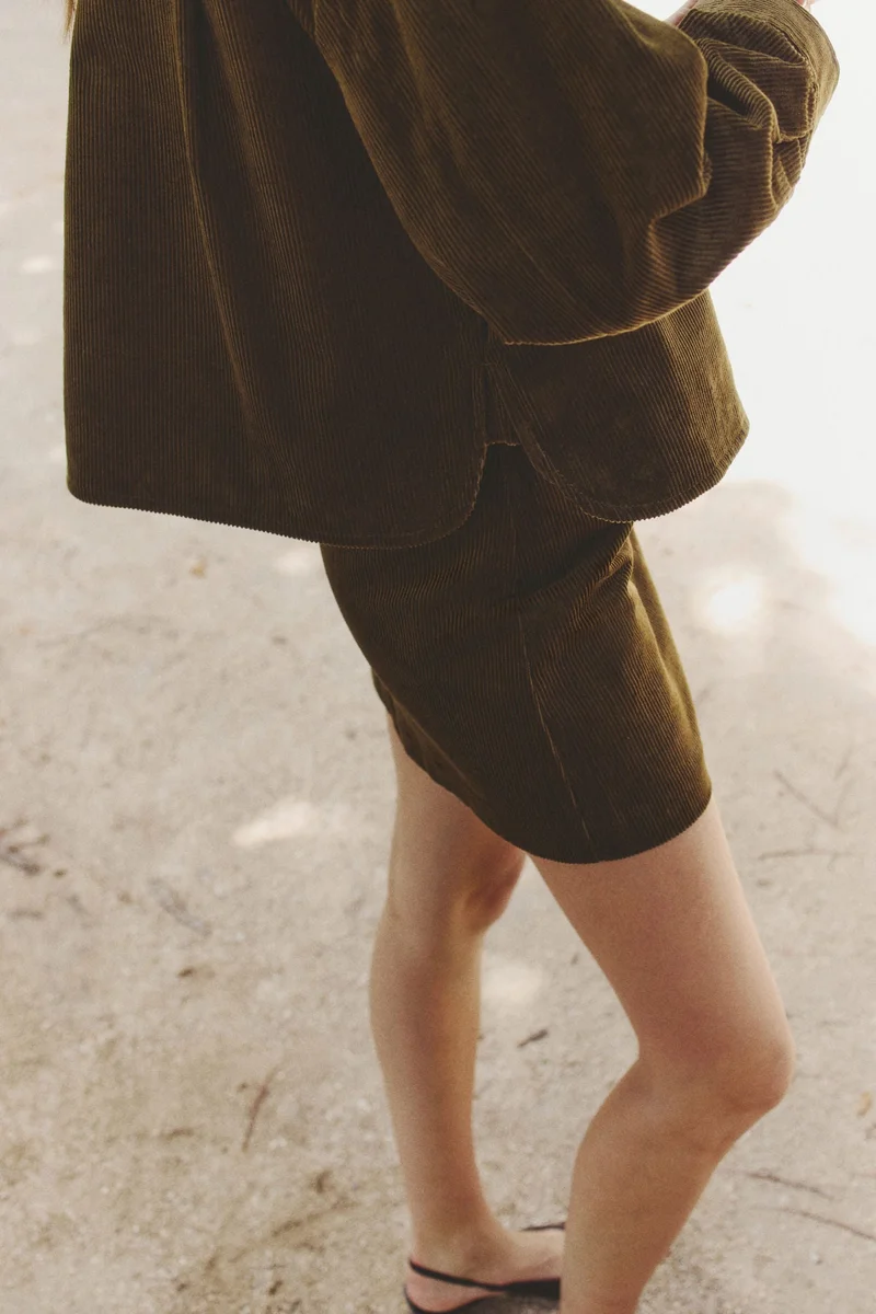 اتش اند ام جاكيت بقصّة فضفاضة