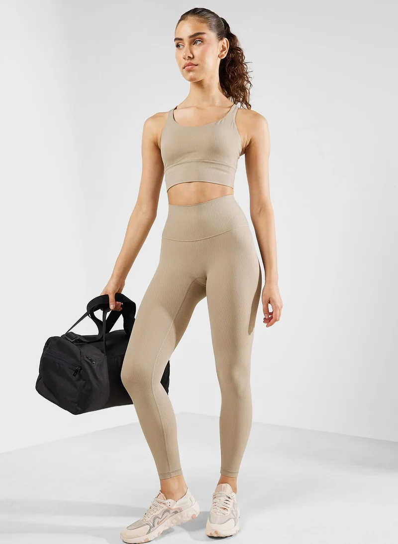FRWD Back Cutout Sports Bra And Leggings Set