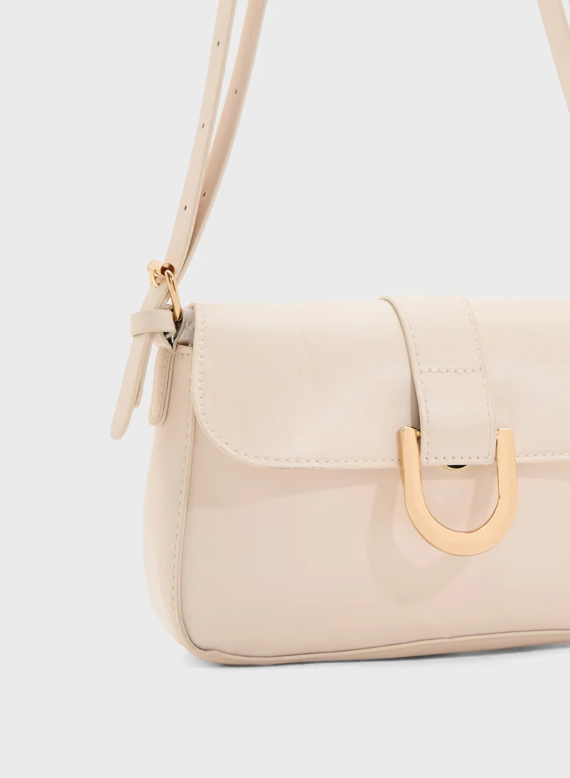 ايلا حقيبة كروس بودي نسائية مع غطاء