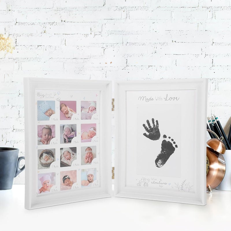 إطار تذكاري لنمو الطفل يحتوي على بصمات يد وقدم المولود الجديد، مزود بتصميم قابل للطي مزدوج وشاشة عرض بيضاء لتوثيق مرحلة السنة الأولى من حياة الطفل - Image 5