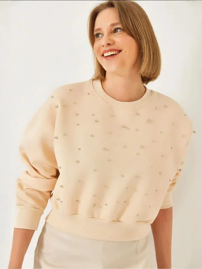 بيانكو لوتشي بلوفر  بياقة دائرية مزين بالكرات