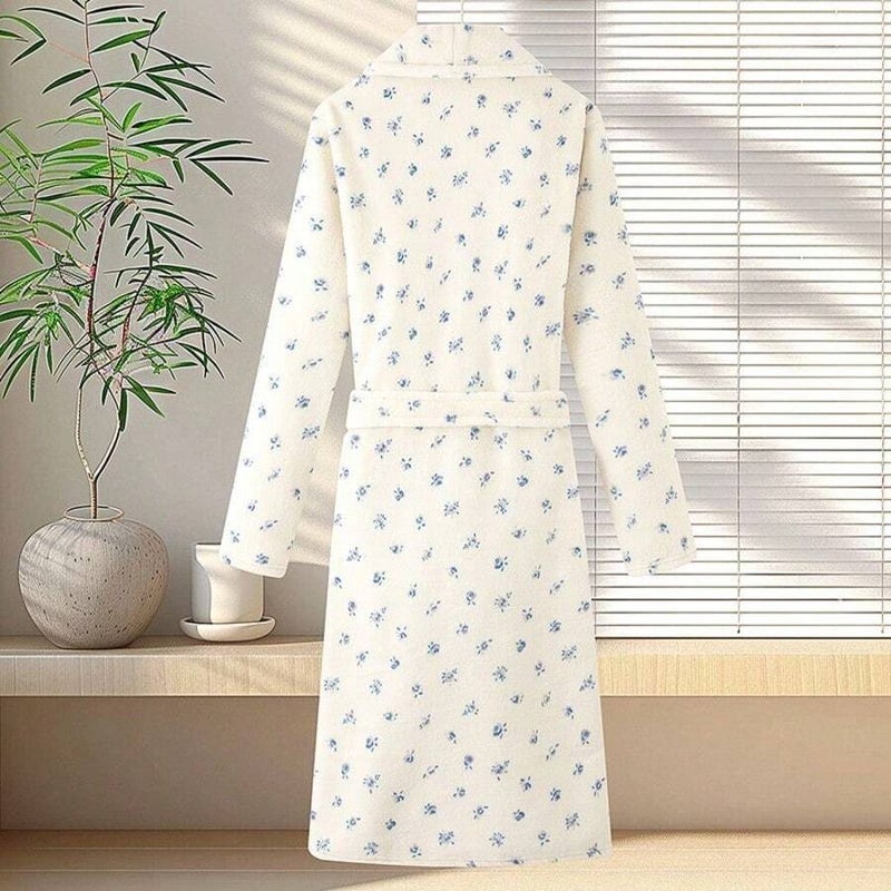 Shein 1pc New Flannel Bathrobe, Popular Coral Fleece Pajamas, Home Morning Robe, High-End Hotel Sleepwear, Printed One-Piece Loungewear, Luxurious Loose Tie-Waist Bathrobe, Home Wear, Suitable For Outdoor, All-Season Sleepwear - Size L (100-120 Catties) - Image 2
