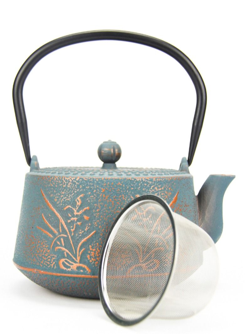 Tealand Durable Coated with Enamel Interior Cast Iron Teapot with Stainless Steel Infuser for Brewing Loose Tea Leaf 1.3 Liter Blue  - Image 4