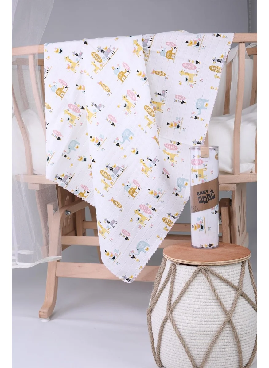 Baby Hola Muslin Cover 85 x 90 cm Giraffe Pattern Organic Gift Breastfeeding Bottom Opening Newborn Stroller Cover