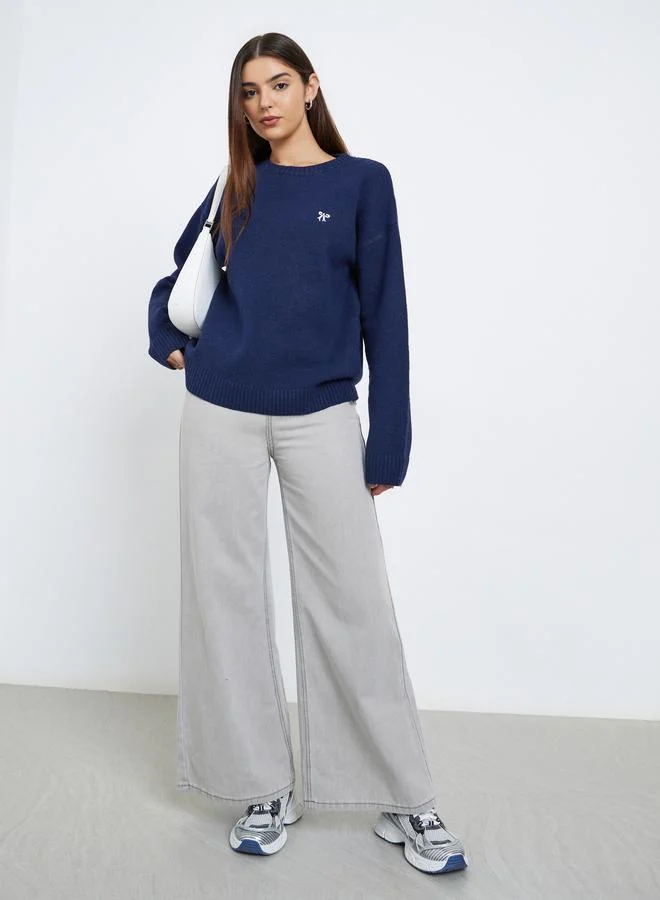 ستايلي سويتر بقصة عادية وتفاصيل محبوكة