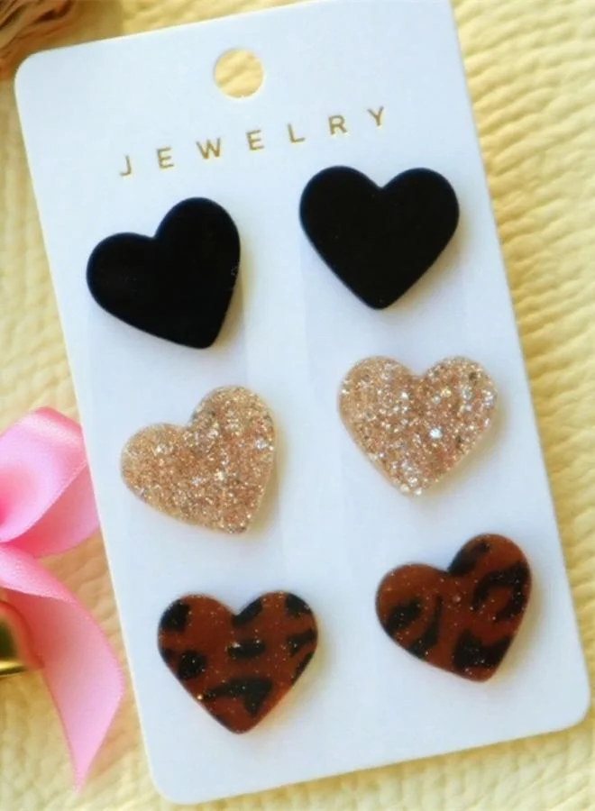 تايك تو مجموعة من 3 أزواج أقراط بتصميم قلب