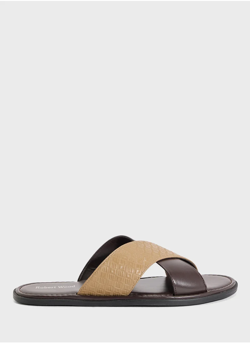 روبرت وود Cross Strap Sandals