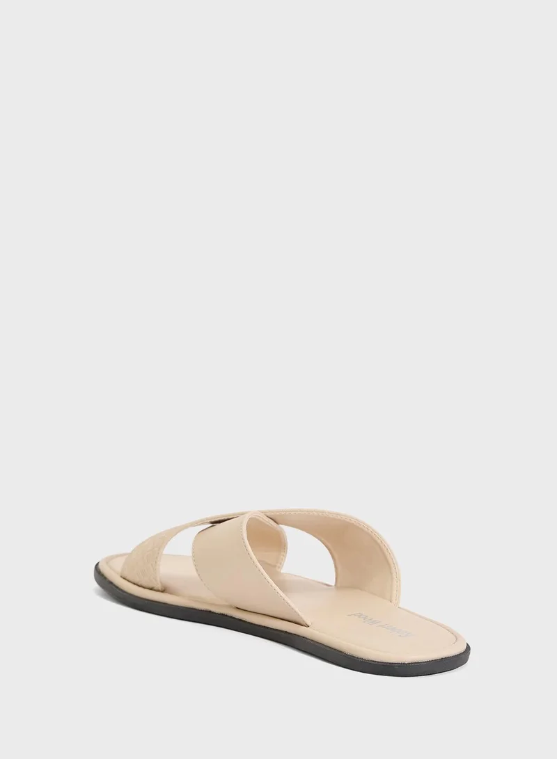 Robert Wood Cross Strap Sandals