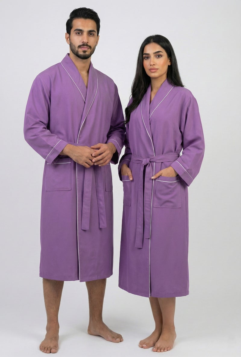 ldeen Ultra-absorbent and quick-drying microfiber bathrobe, offering perfect comfort after bathing, and ideal for travel. Features a sleek, lightweight design that fits easily into its signature pouch, making it your perfect companion for trips or daily use. It effortlessly combines luxury with easy care - Image 1