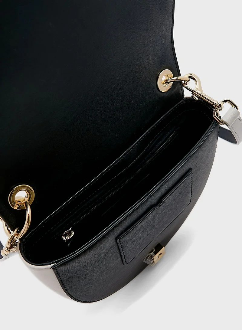 TOMMY HILFIGER Chic Saddle Crossbody Bag
