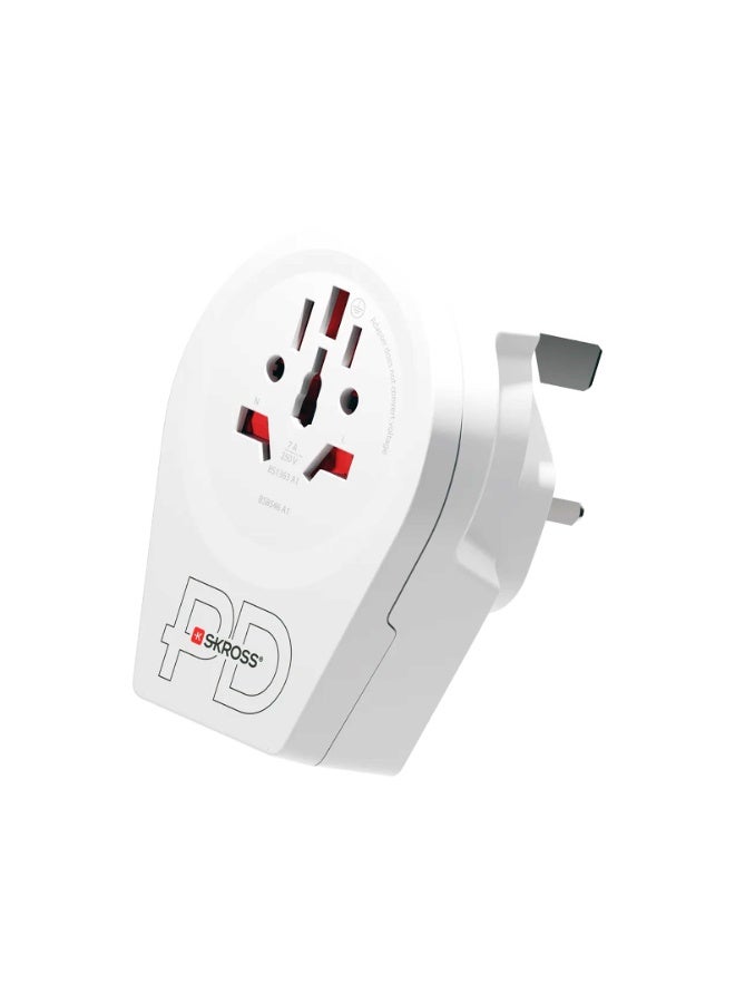 SKROSS Universal travel adapter with multiple input ports. Wourld plug adapter Converts to a 3-pin UK plug. Features two charging ports (Type c & USB). Type c charger supports (PD) & (QC) fast charging. Travel adapter has advanced protection against overvoltage and overheating. - Image 3