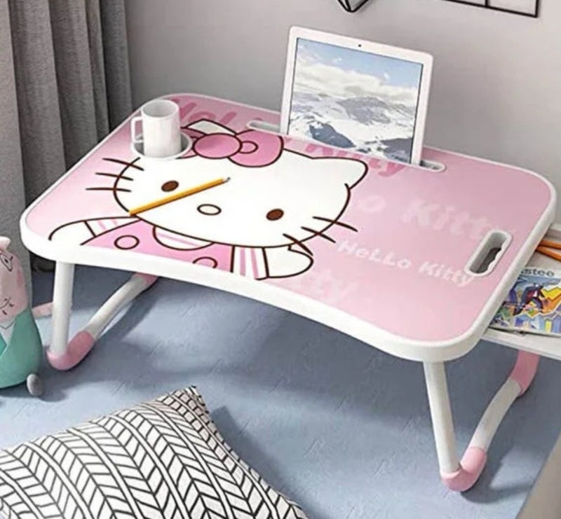 Kids' table available in a variety of Disney-themed designs. - Image 1