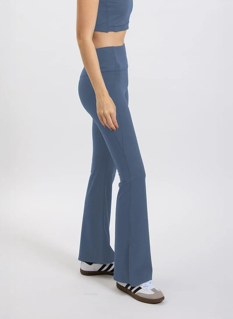 SHAPES SOFT FLARED YOGA PANTS