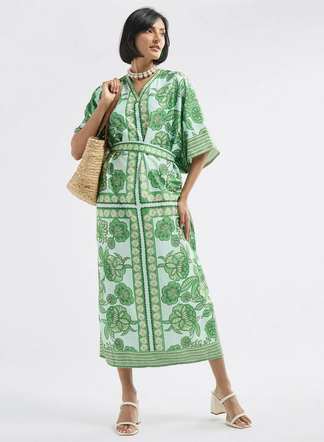 Splash FAV All-Over Floral Print V-neck Kaftan Dress with Tie-Up Belt and Slit Detail