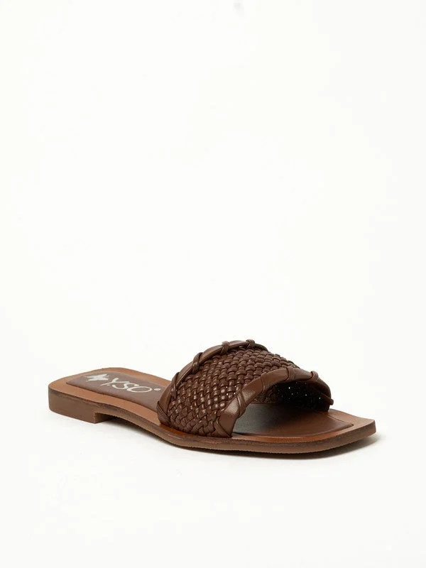 ييزو صنادل نسائية مسطحة سهلة الارتداء - أحذية مريحة وأنيقة للاستخدام اليومي