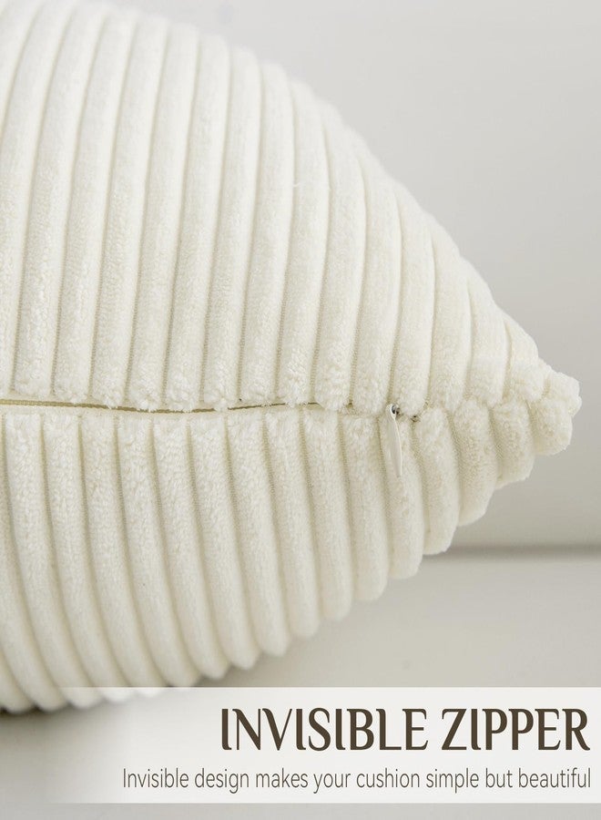 Softalker أغطية وسائد زينة من سوفت توكر، مقاس 18×18 بوصة، طقم من قطعتين من أغطية الوسائد المخملية الناعمة المخططة بنمط بوهيمي، ديكور منزلي عصري بنمط ريفي، هدايا مثالية لتدفئة المنزل، مناسبة للأريكة والسرير وغرفة المعيشة، لون كريمي - Image 3