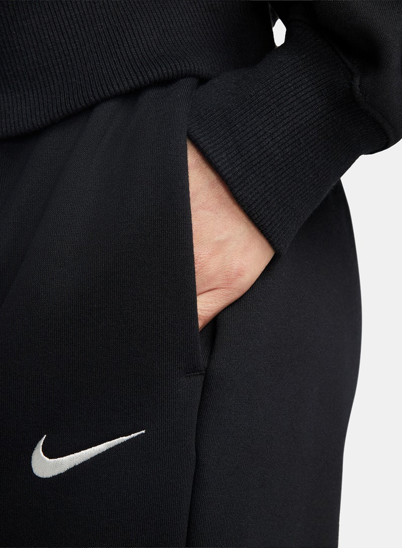 Nike Women’s Nike Sportswear Phoenix Fleece Cropped Quarter-Zip - Image 3