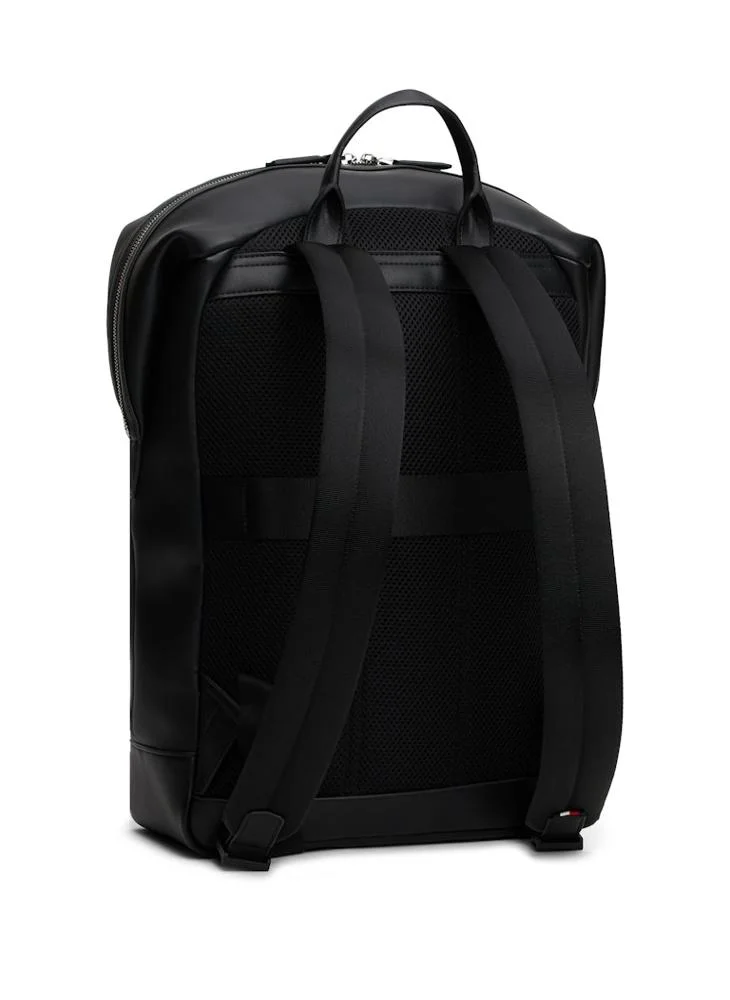 تومي هيلفيغر حقيبة ظهر بشعار