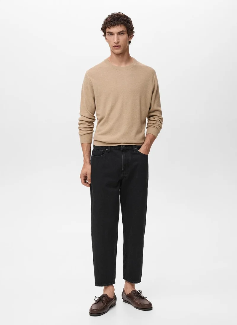 Mango Man  Sammy cropped carrot-fit jeans for Men | Best Price UAE