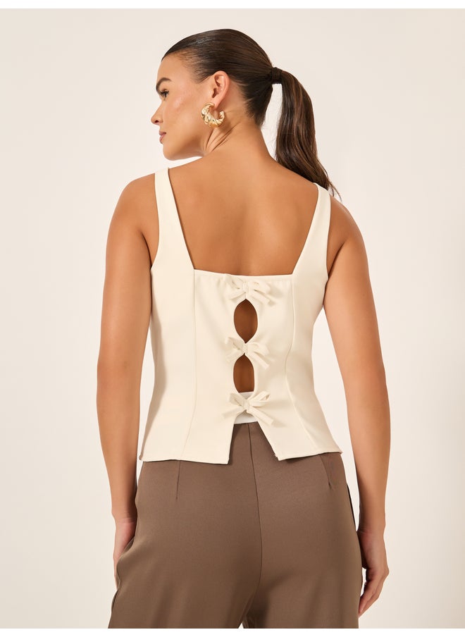 Styli Styli Solid Square Neck Sleeveless Top  - Image 3