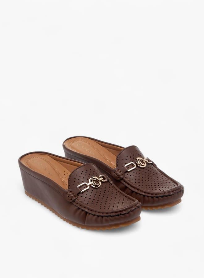 لو كونفورت شباشب مسطحة نسائية بلمسة معدنية - Image 3