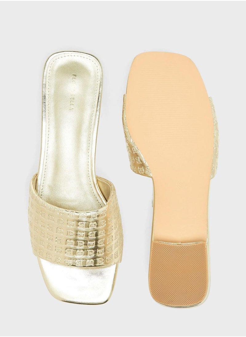 shoexpress One Strap Sandals - Image 4