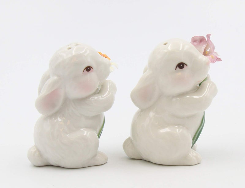 Appletree Designs Cosmos 10588 Salt & Pepper Shaker, 1 3/8" X 2 7/8&Quoth, White - Image 3